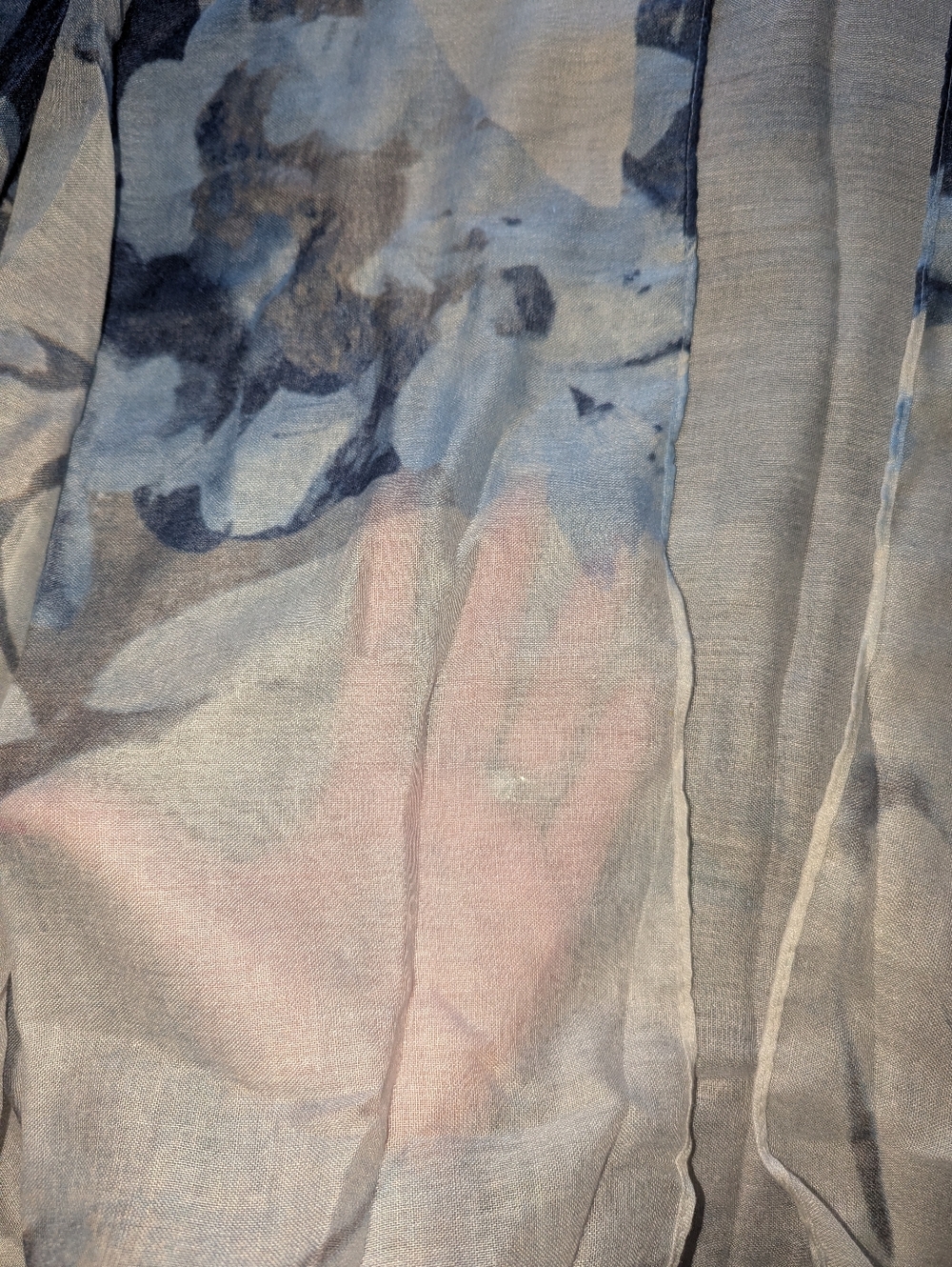 Floral Semi-Sheer Kimono with Raw Hem Slight FLAW OS - Picture 6 of 11